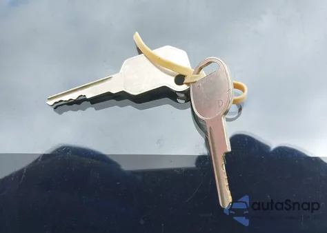 1987 Chevrolet Camaro из США, поврежденный, VIN 1G1FP21H4HN112510